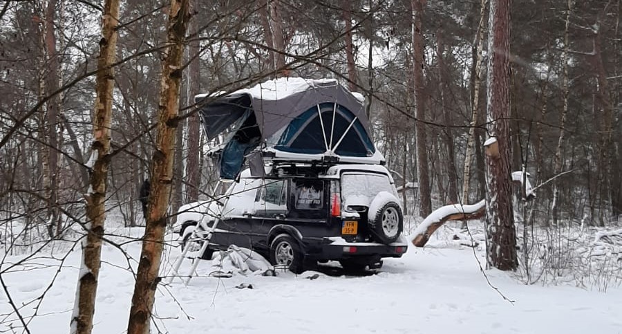 Winterkamperen met een daktent