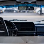 VAN HET PAD Volvo 240 Estate trouwauto