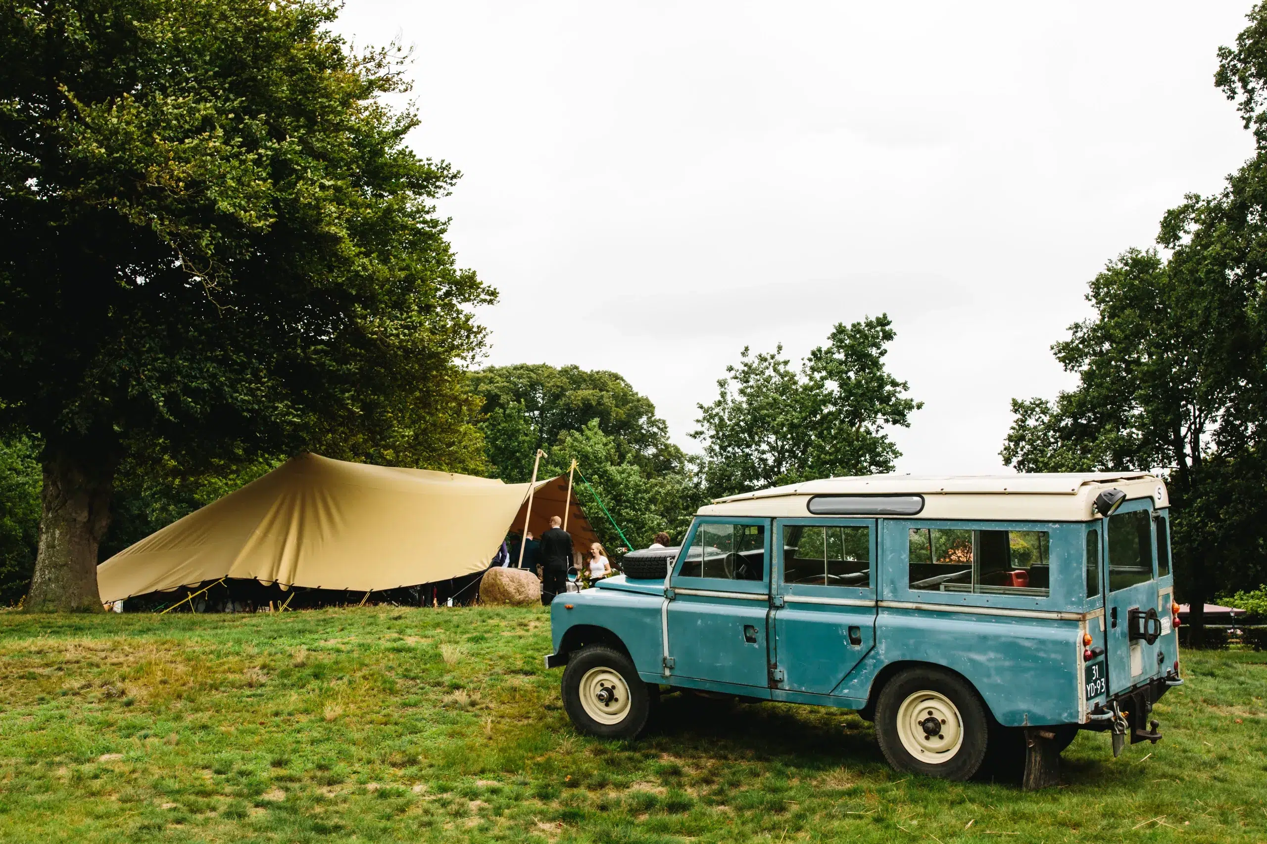 trouwauto-land-rover-defender-02 trouwauto Land Rover Defender